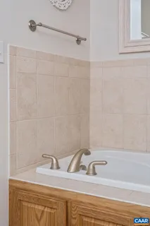 $375,000 | 26 East Pk Vw Drive, Staunton, VA 24401