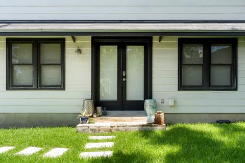 $3,500 | 3005 Bryker Drive, Austin, TX 78703
