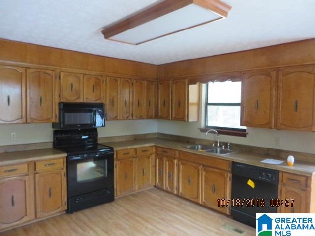 2280 Bynum Leatherwood Road Anniston, AL 36201 - Photo 4 of 18