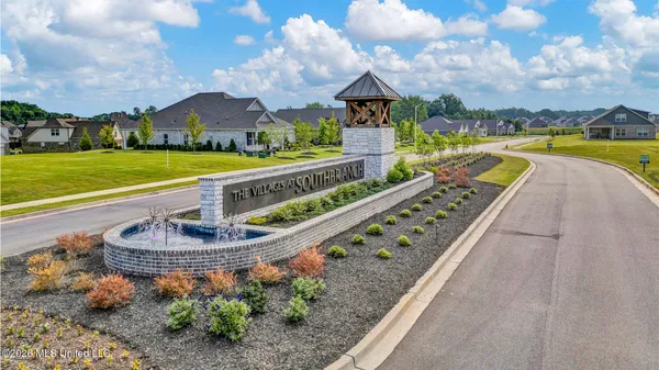 $364,990 | 5486 Braham Drive, Olive Branch, MS 38654