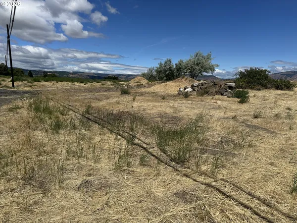 $575,000 | East 9th, The Dalles, OR 97058