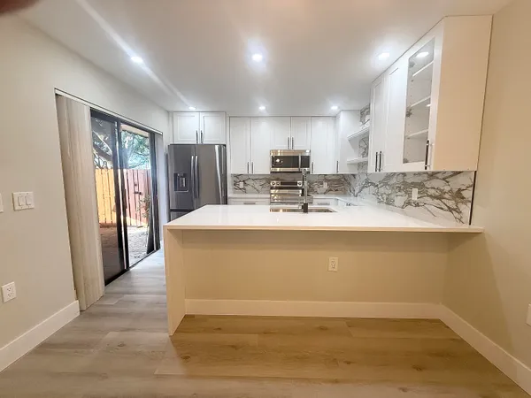 $2,750 | 205 Charter Way, West Palm Beach, FL 33407