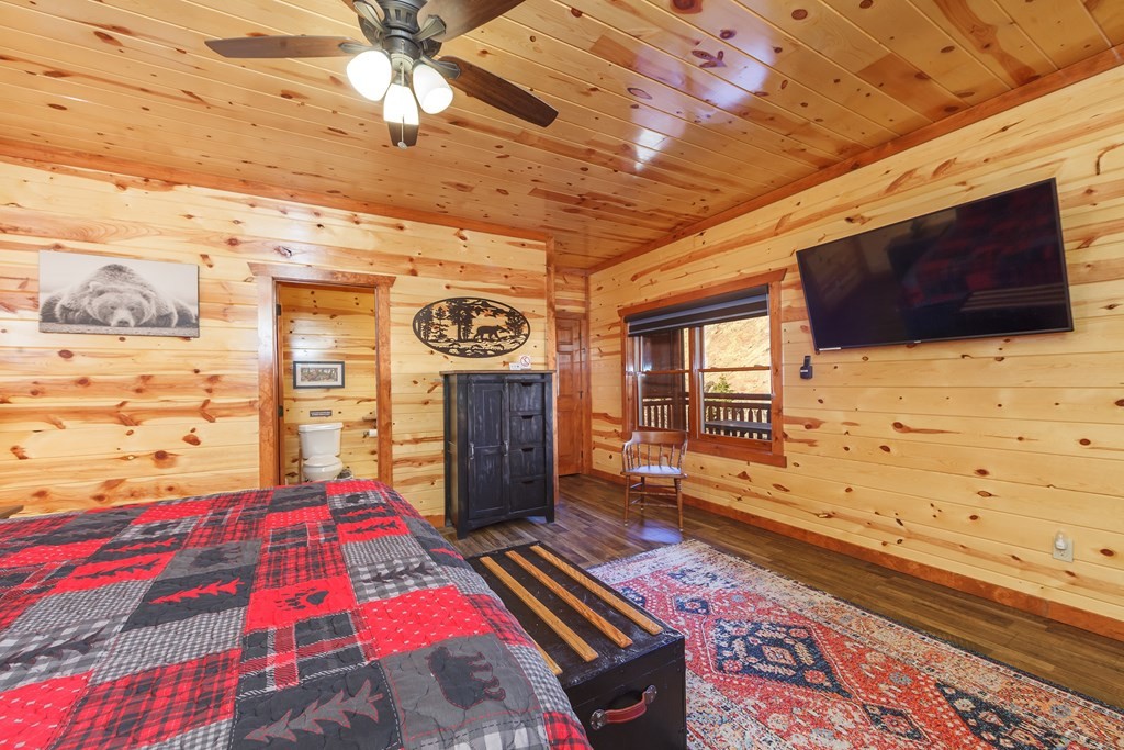 2517 Laurel Point Way, Unit LAZYBEARLODGE Sevierville, TN 37862 - Photo 19 of 51 Gallery Image 19