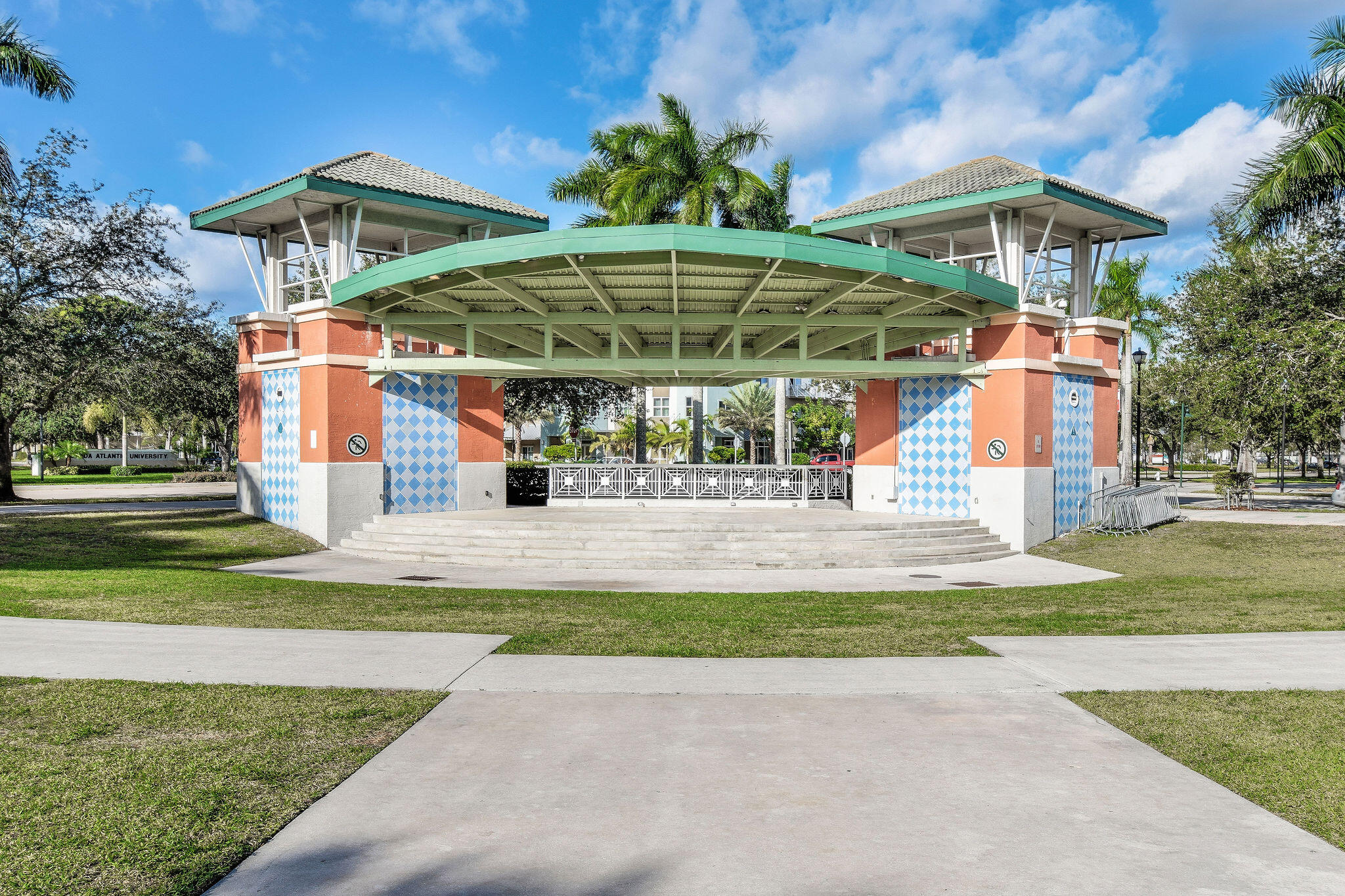 6293 Michael Street Jupiter, FL 33458 - Photo 50 of 64 a view of a volley ball court