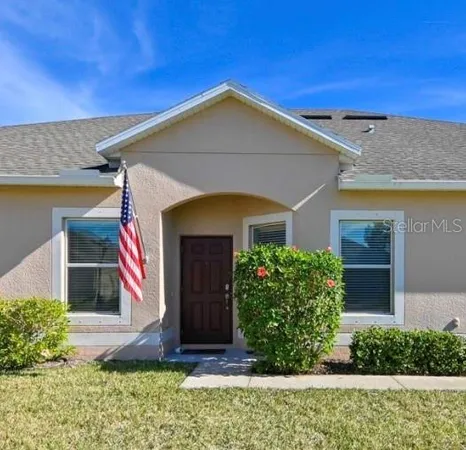 $2,250 | 13529 Crest Lake Drive, Hudson, FL 34669