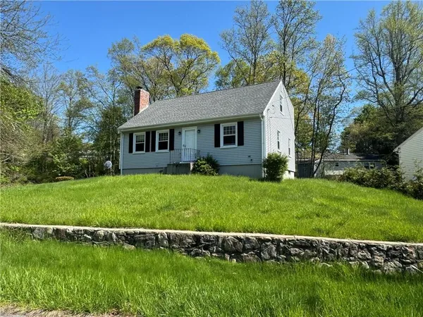 $2,800 | 51 Ambrose Street, North Providence, RI 02904