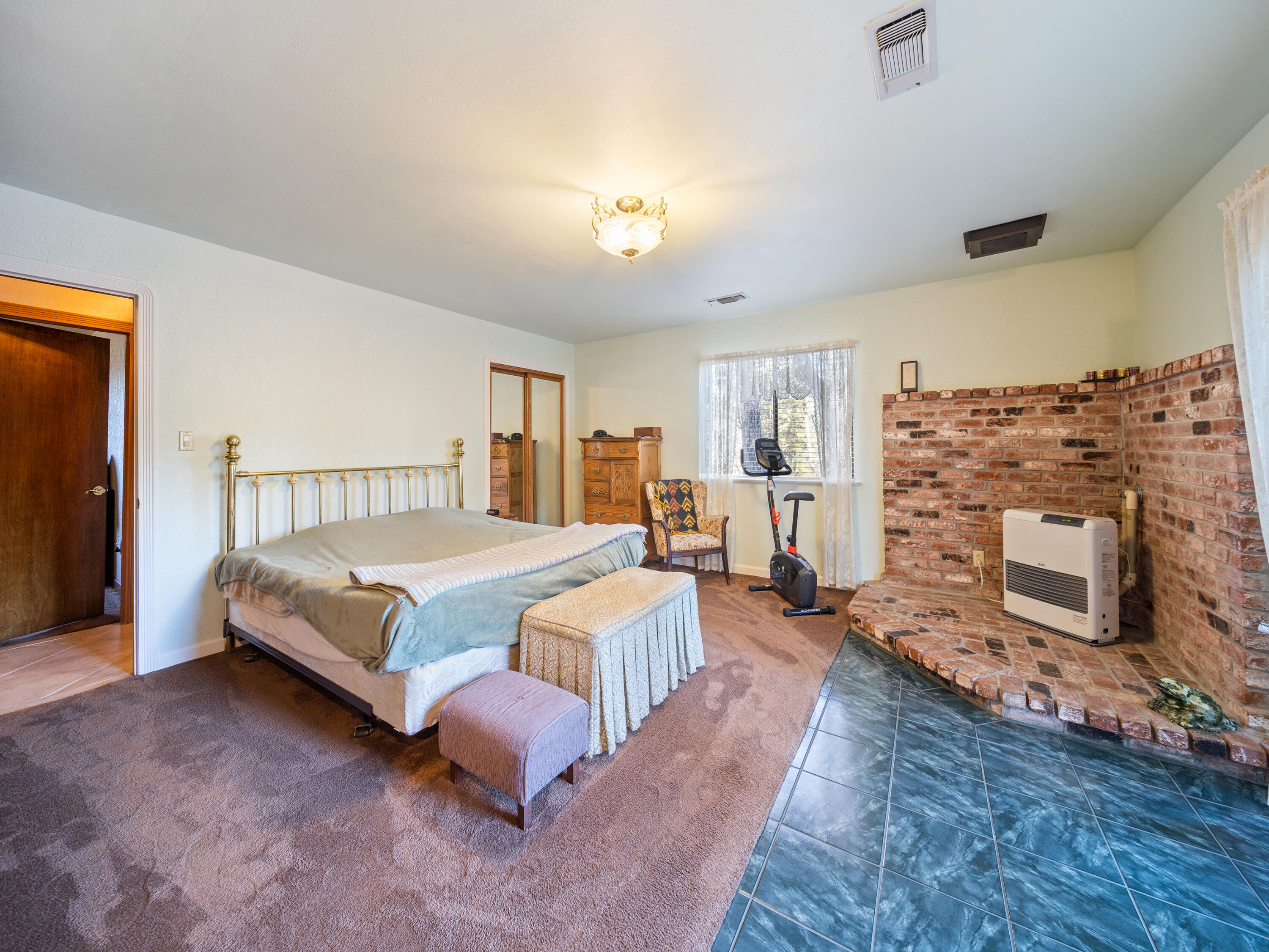 6645 Black Butte Road Shingletown, CA 96088 - Photo 11 of 33 Main Suite