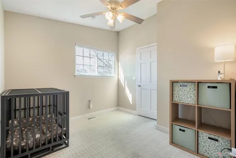 a view of livingroom with furniture