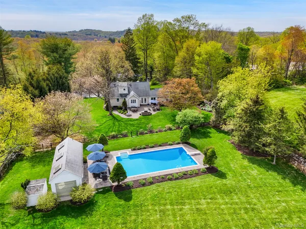$1,189,000 | 15 Debbie Lane, Cross River, NY 10518