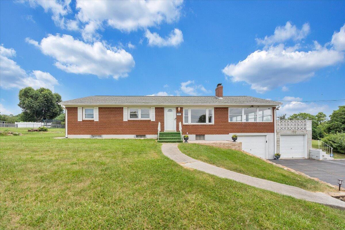 2524 Feather Road Vinton, VA 24179 - Photo 41 of 45 44-MIB00255