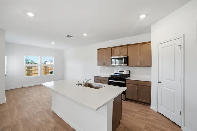 $2,300 | 246 Shenandoah Drive, Kyle, TX 78640