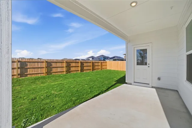 $2,300 | 246 Shenandoah Drive, Kyle, TX 78640