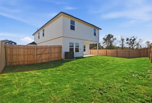 $2,300 | 246 Shenandoah Drive, Kyle, TX 78640