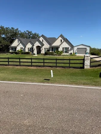 a view of a house and outdoor space