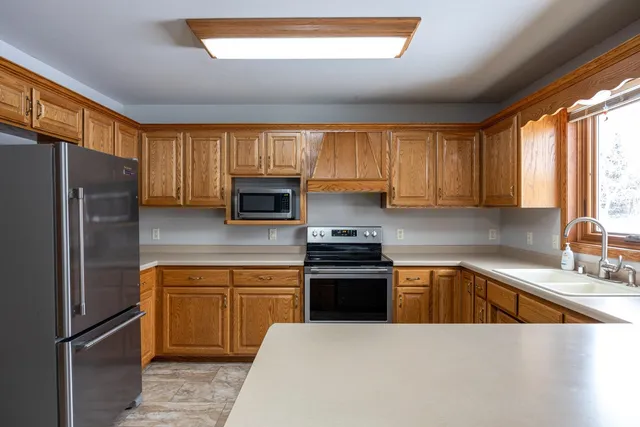 $415,000 | W6032 Cornflower Drive, Appleton, WI 54915