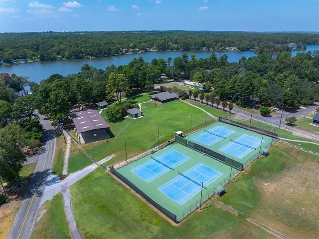 $159,900 | 323 Rustic Road, Hideaway, TX 75771