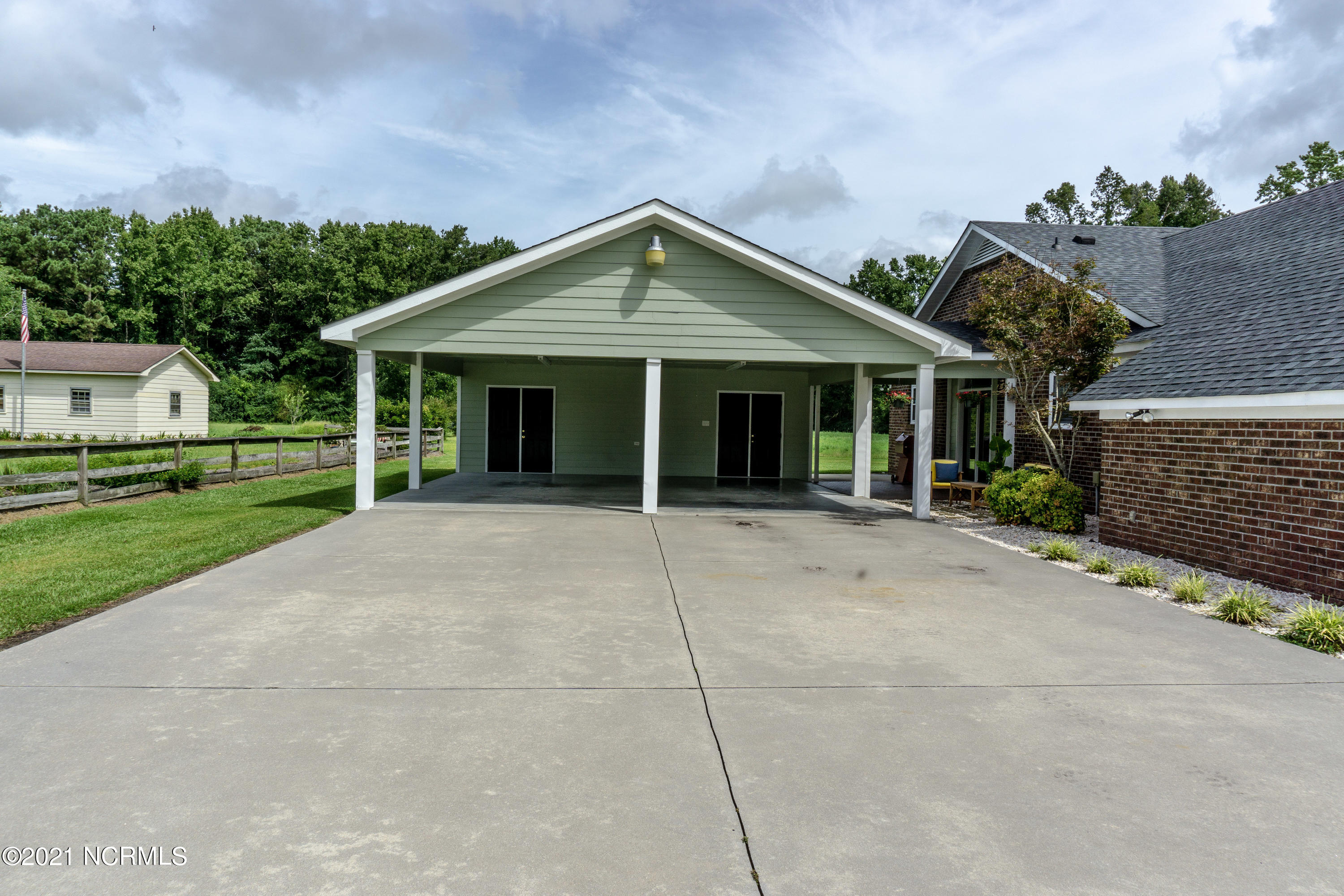 139 Quinn Store Road Beulaville, NC 28518 - Photo 5 of 44 6-DSC04612