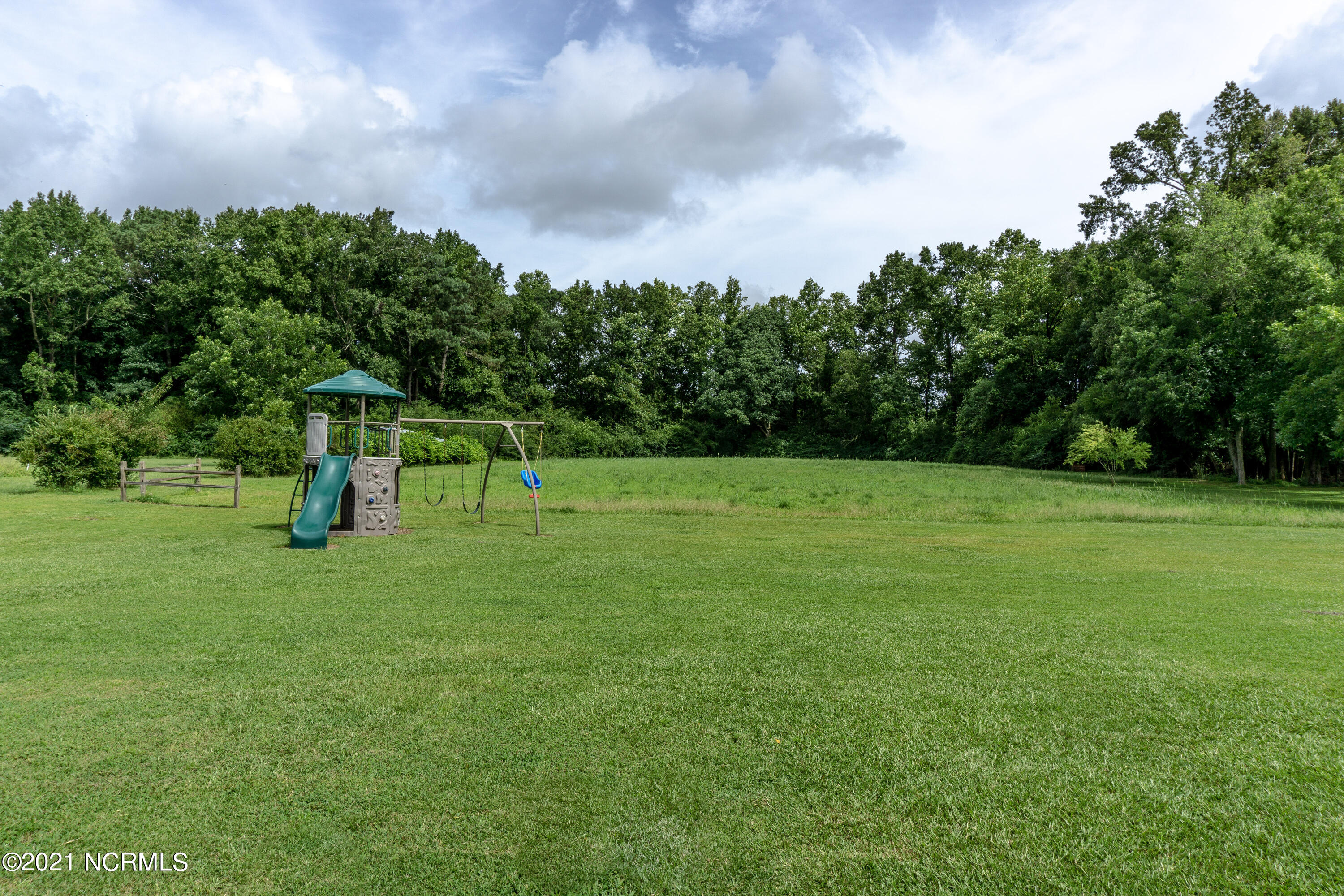 139 Quinn Store Road Beulaville, NC 28518 - Photo 6 of 44 11-DSC04617