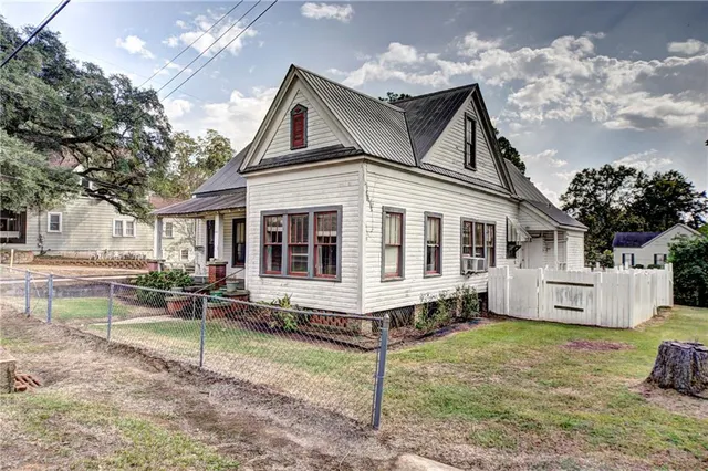 $149,000 | 401 Touline Street, Natchitoches, LA 71457