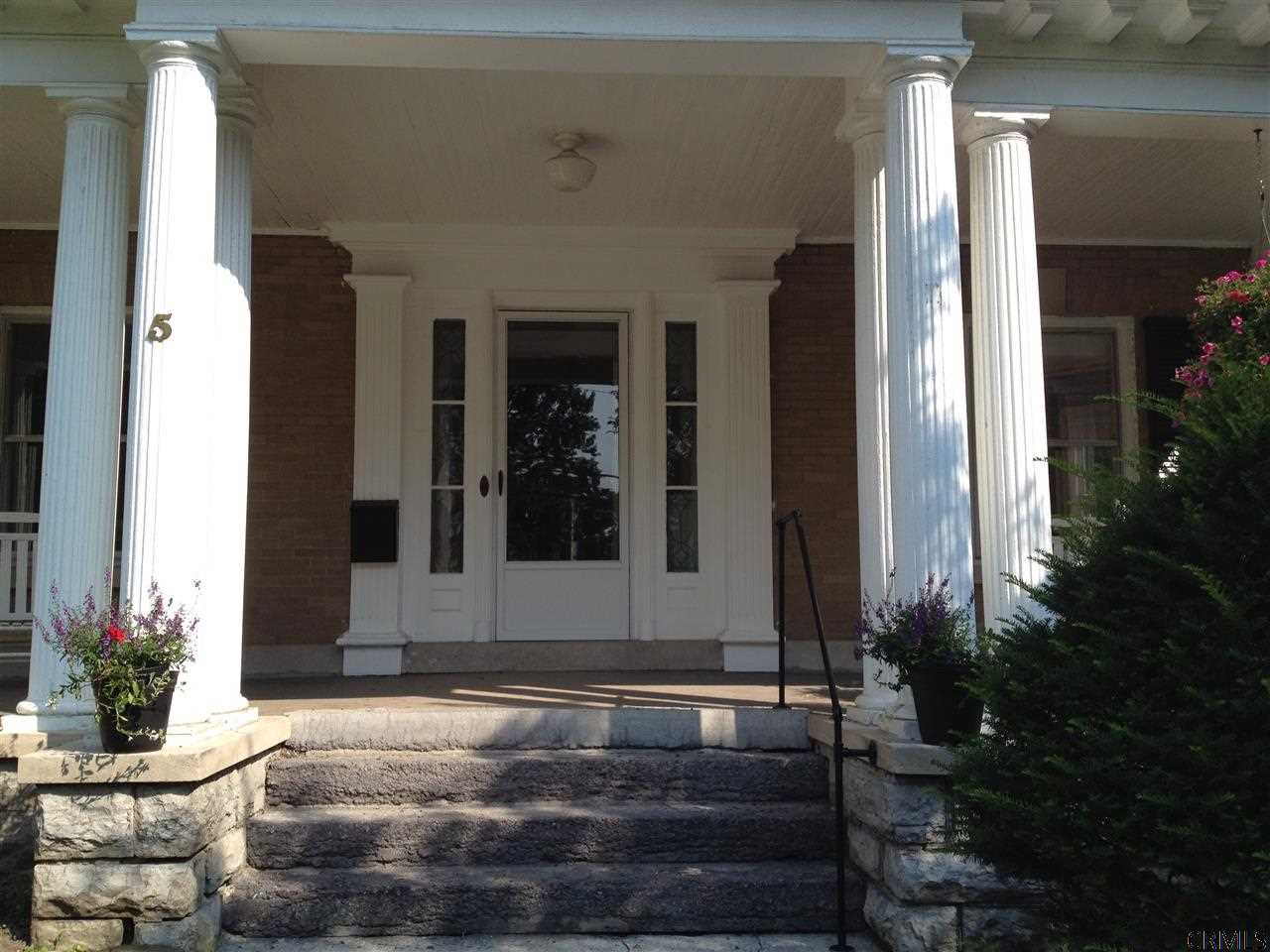 5 Northampton Road Amsterdam, NY 12010 - Photo 2 of 24 Photo 2