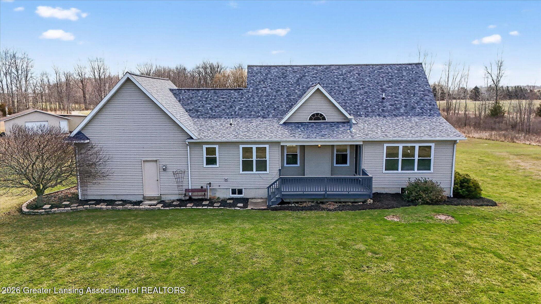 860 Gaiser Road Owosso, MI 48867 - Photo 54 of 66 54-869-Gaiser-Rd-WindowStill-Photography