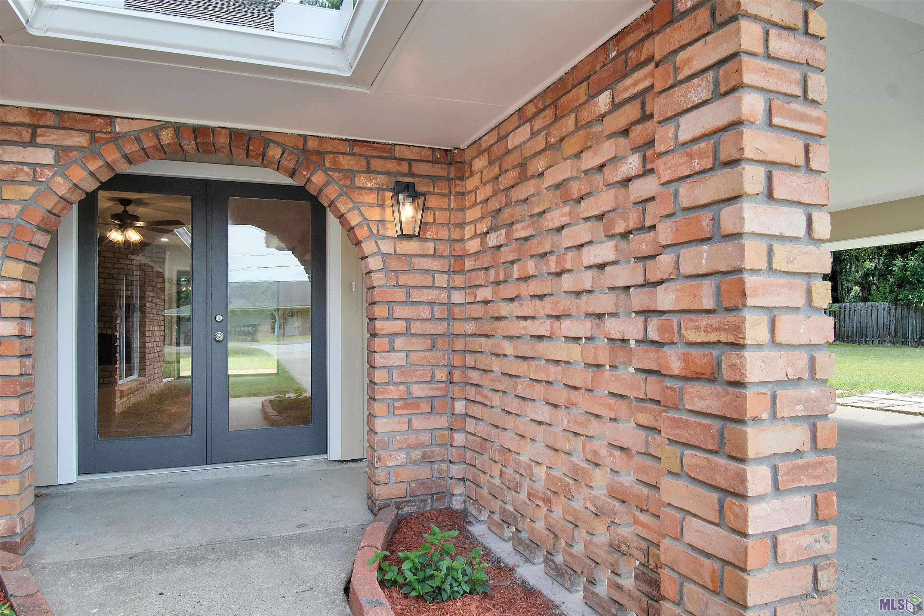 41146 Rhea Street Gonzales, LA 70737 - Photo 3 of 22 Gallery Image 3