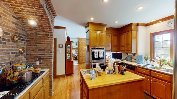 $1,150,000 | 421 Dogwood Trail, Goldsboro, NC 27534