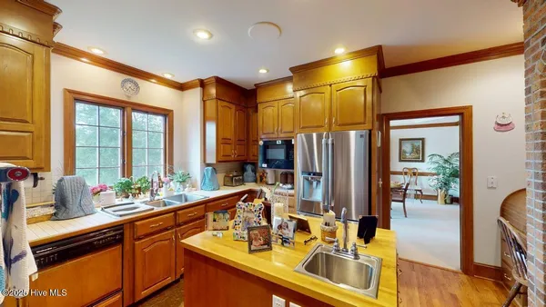 $1,150,000 | 421 Dogwood Trail, Goldsboro, NC 27534