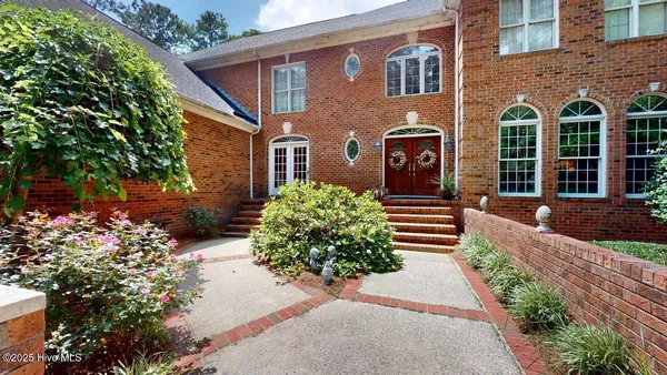 $1,150,000 | 421 Dogwood Trail, Goldsboro, NC 27534