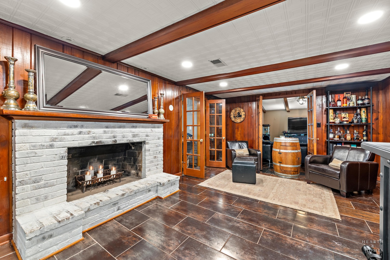 99 Lee Road Northbrook, IL 60062 - Photo 12 of 57 a living room with furniture and a fireplace