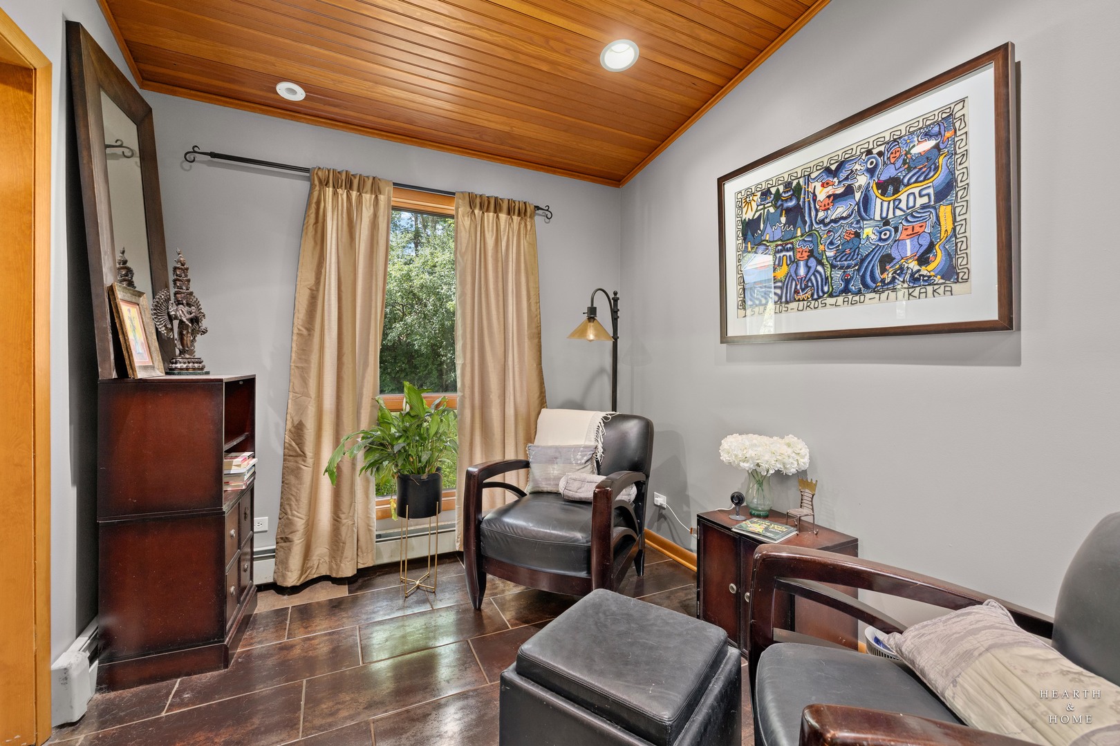 99 Lee Road Northbrook, IL 60062 - Photo 15 of 57 a living room with furniture and a large window