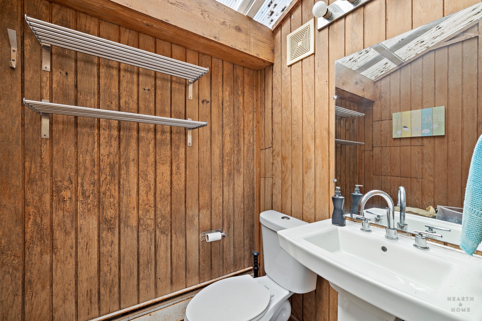 99 Lee Road Northbrook, IL 60062 - Photo 44 of 57 a bathroom with a sink and a toilet
