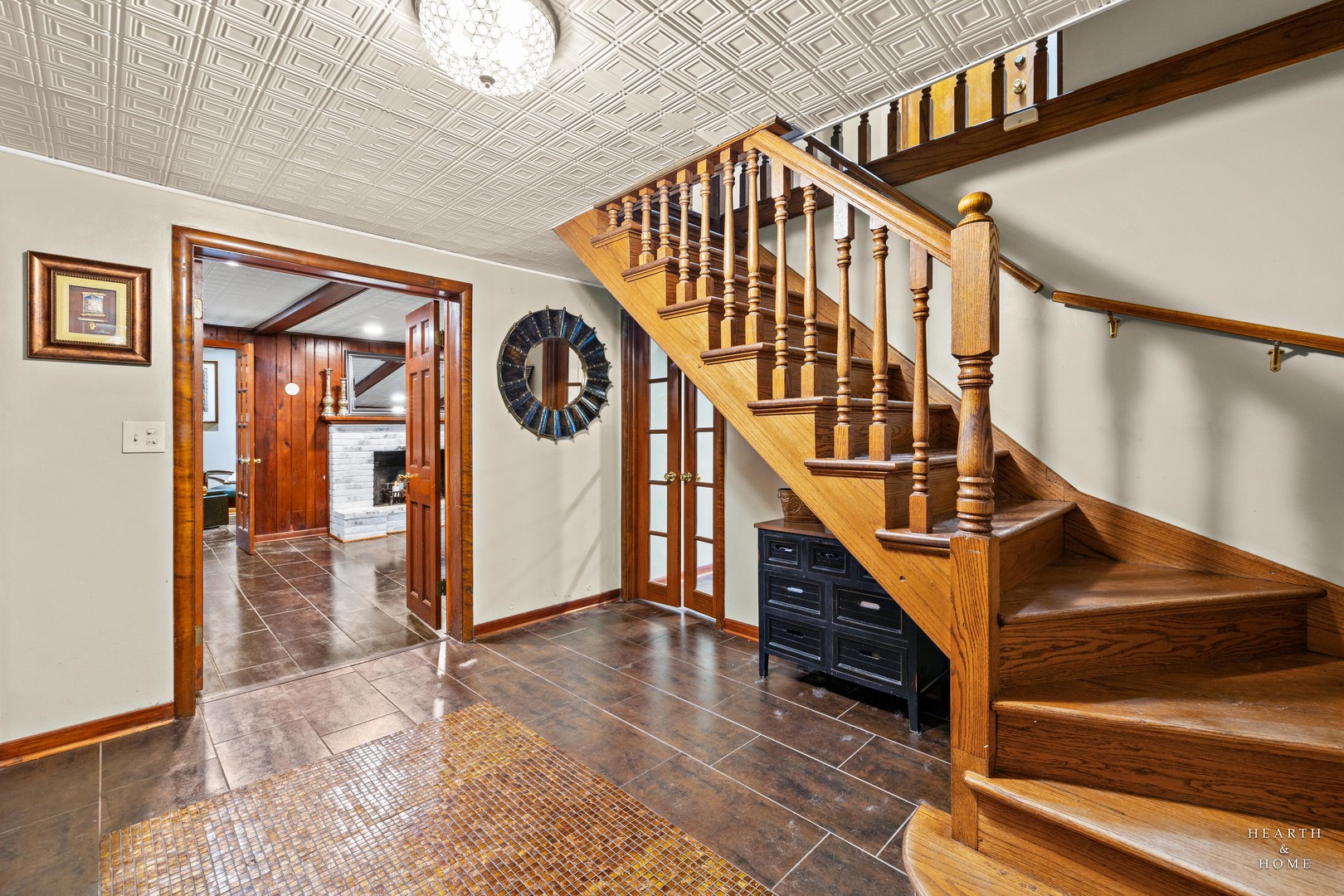 99 Lee Road Northbrook, IL 60062 - Photo 9 of 57 a view of entryway livingroom and hall with wooden floor