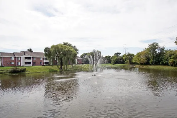 $1,999 | 1601 Westminster Drive, Unit 206, Naperville, IL 60563