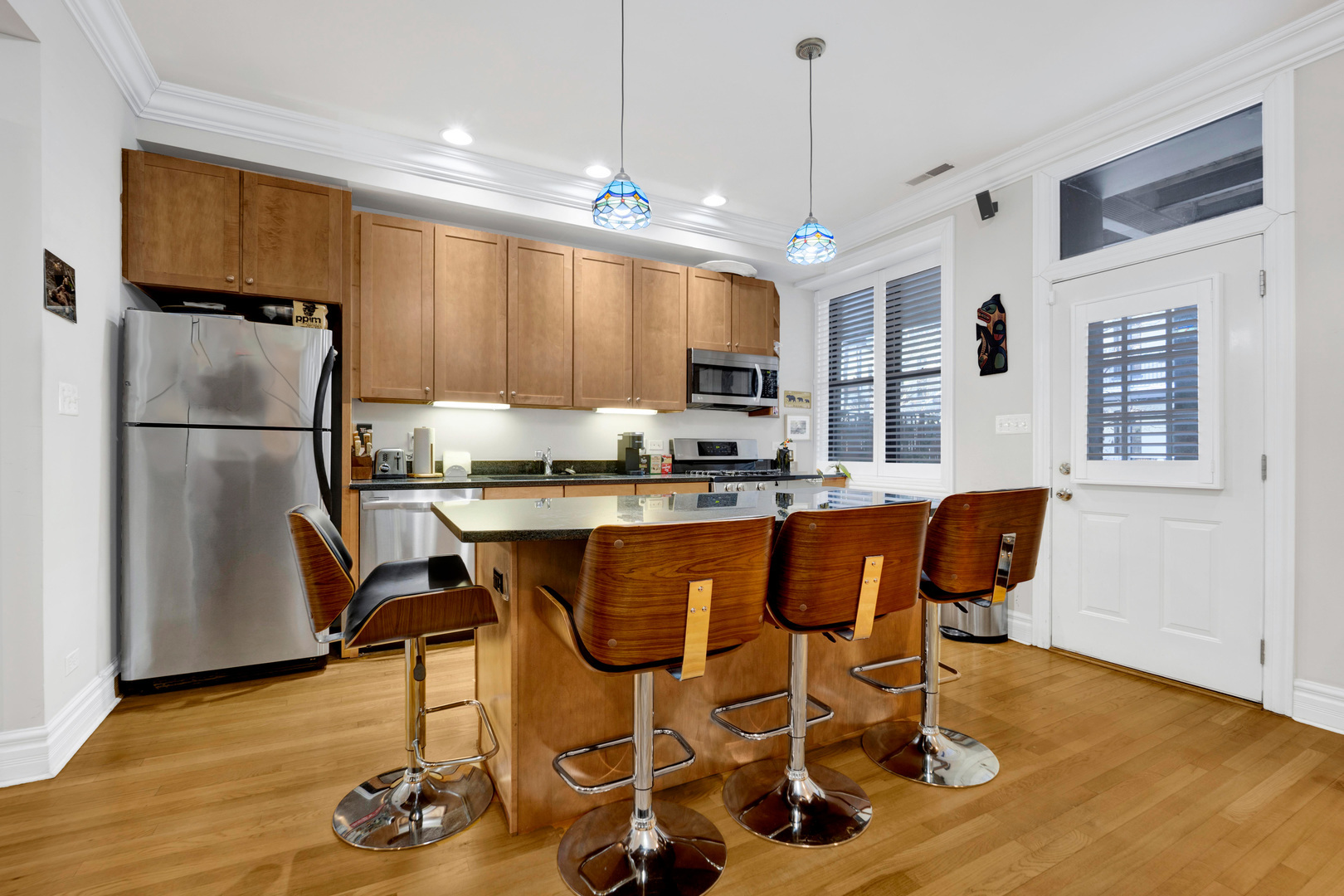 1705 North Crilly Court, Unit 2 Chicago, IL 60614 - Photo 2 of 14