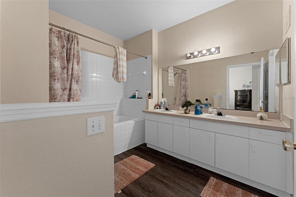 3615 Conroy Road, Unit 618 Orlando, FL 32839 - Photo 16 of 49