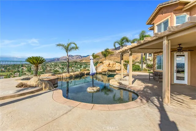 $1,050,000 | 7526 Tioga Lane, Highland, CA 92346