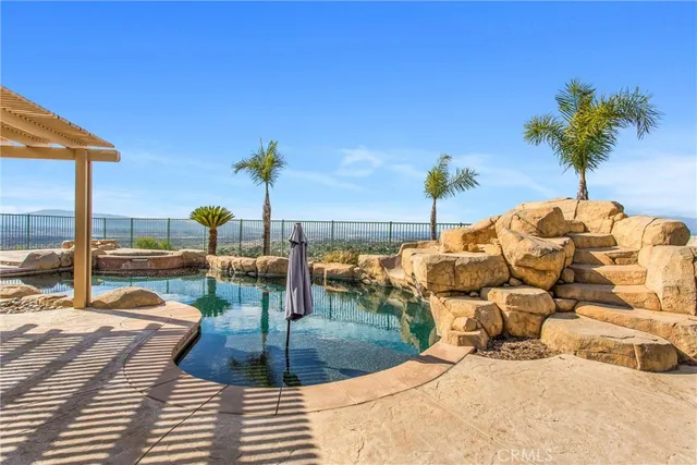 $1,050,000 | 7526 Tioga Lane, Highland, CA 92346