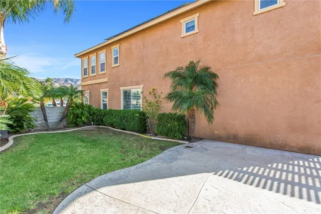 $1,050,000 | 7526 Tioga Lane, Highland, CA 92346