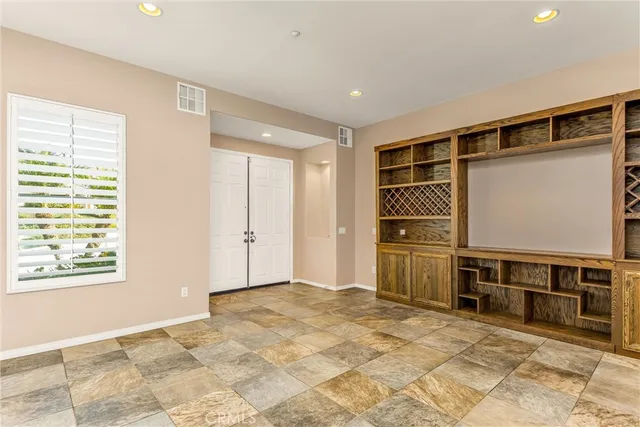 a view of an entryway of a house