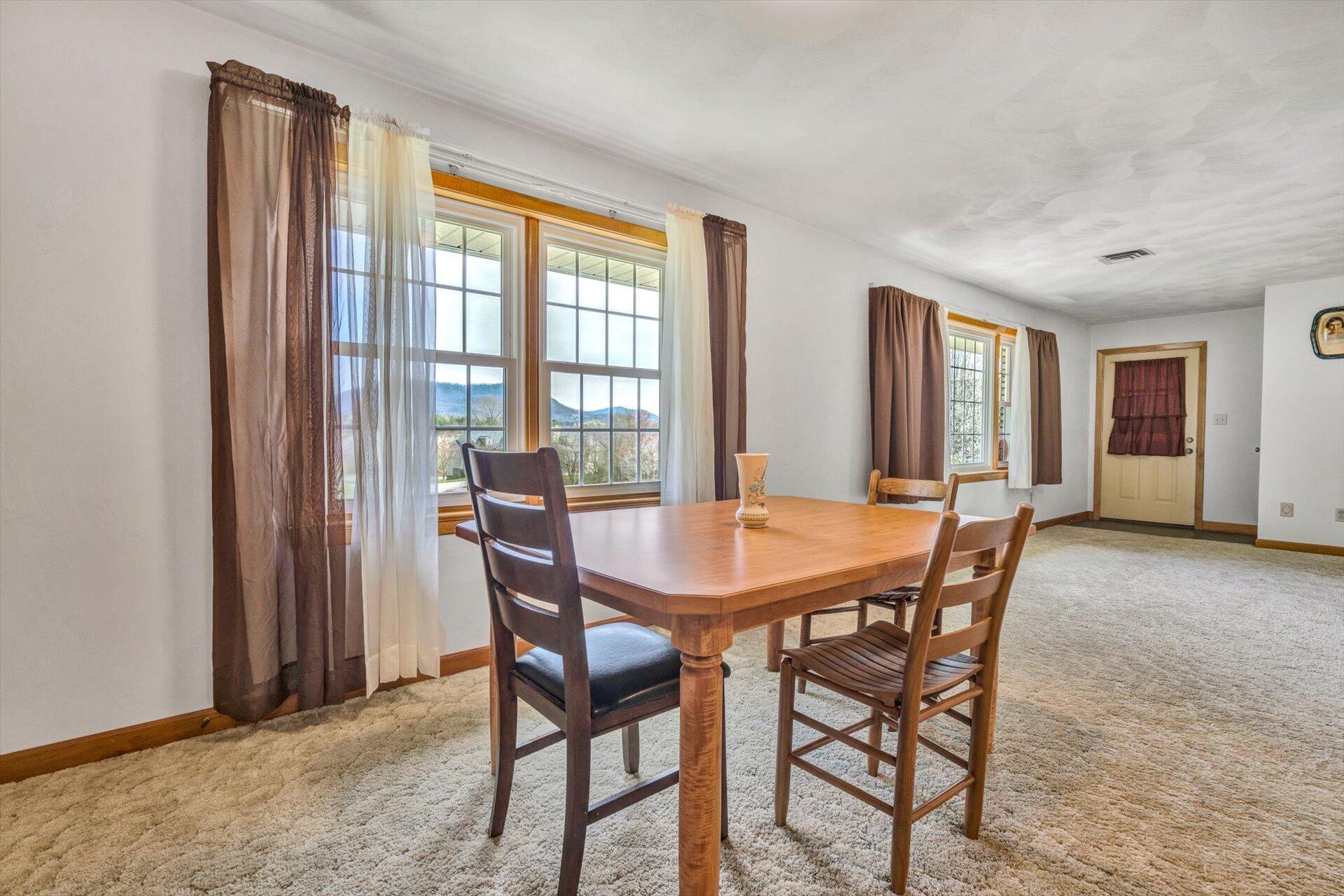 6540 Brookfield Road Roanoke, VA 24019 - Photo 25 of 66 25-032120220013