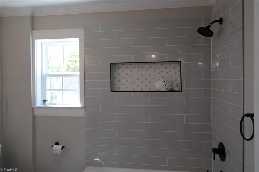 923 South Hawthorne Road Winston-Salem, NC 27103 - Photo 17 of 39