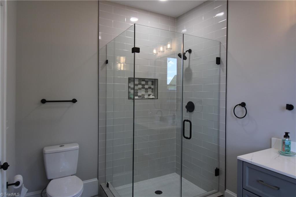 923 South Hawthorne Road Winston-Salem, NC 27103 - Photo 18 of 39