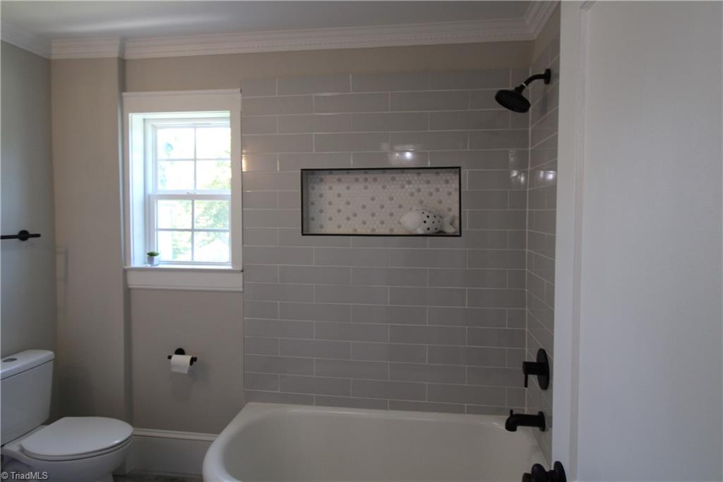 923 South Hawthorne Road Winston-Salem, NC 27103 - Photo 21 of 39