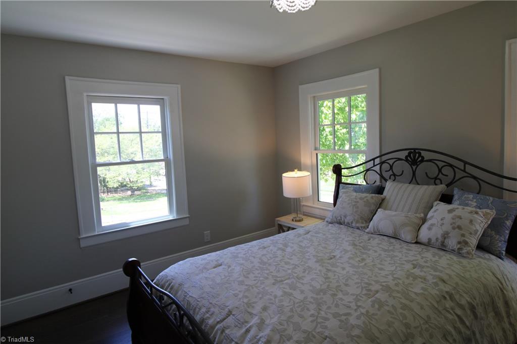 923 South Hawthorne Road Winston-Salem, NC 27103 - Photo 28 of 39