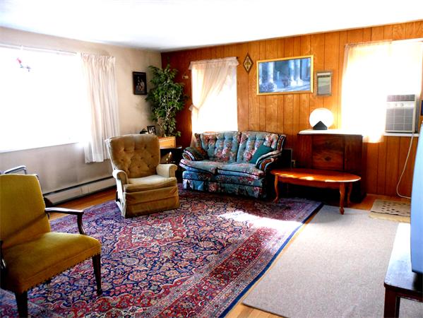 124-126 Nonantum Road Newton, MA 02458 - Photo 5 of 19 Gallery Image 5