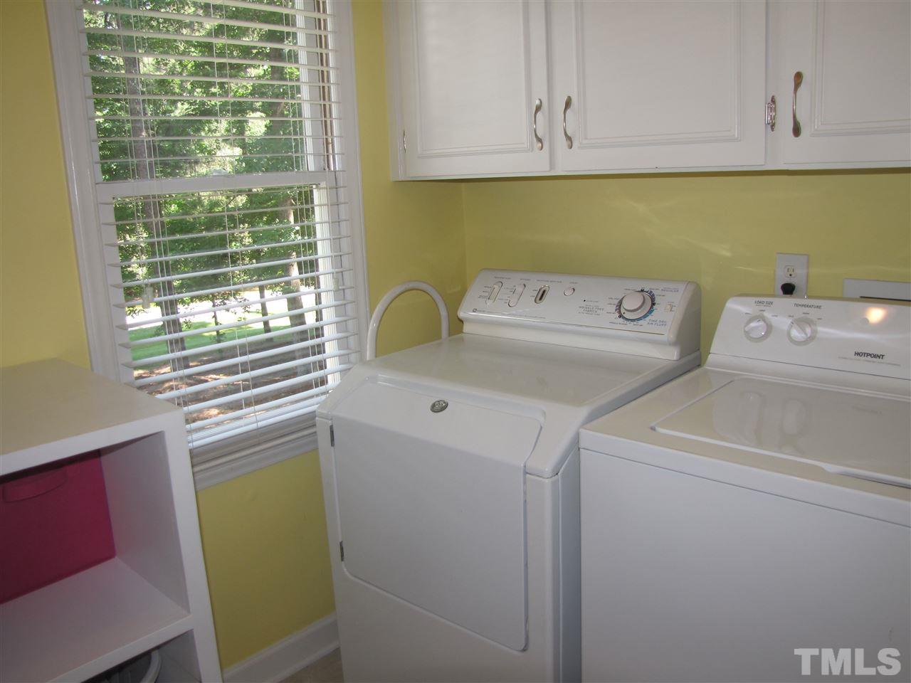 15800 Possum Track Road Raleigh, NC 27614 - Photo 19 of 25 a utility room with dryer and washer