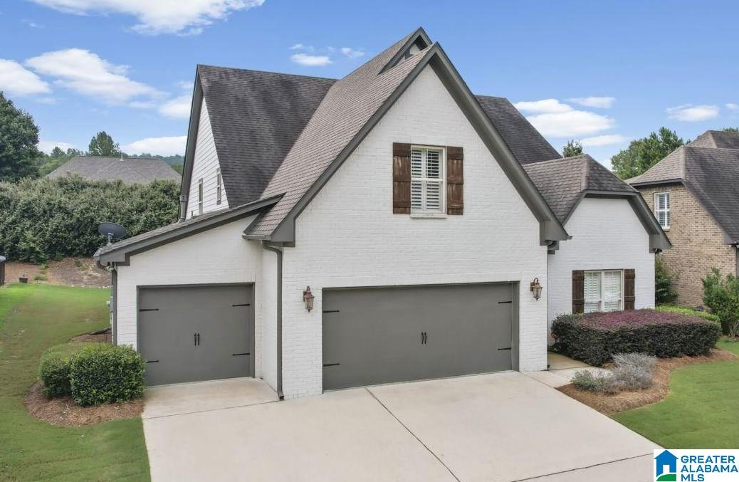 379 Strathaven Drive Pelham, AL 35124 - Photo 1 of 60