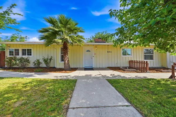 $365,000 | 851 Lake Boulevard, Redding, CA 96003