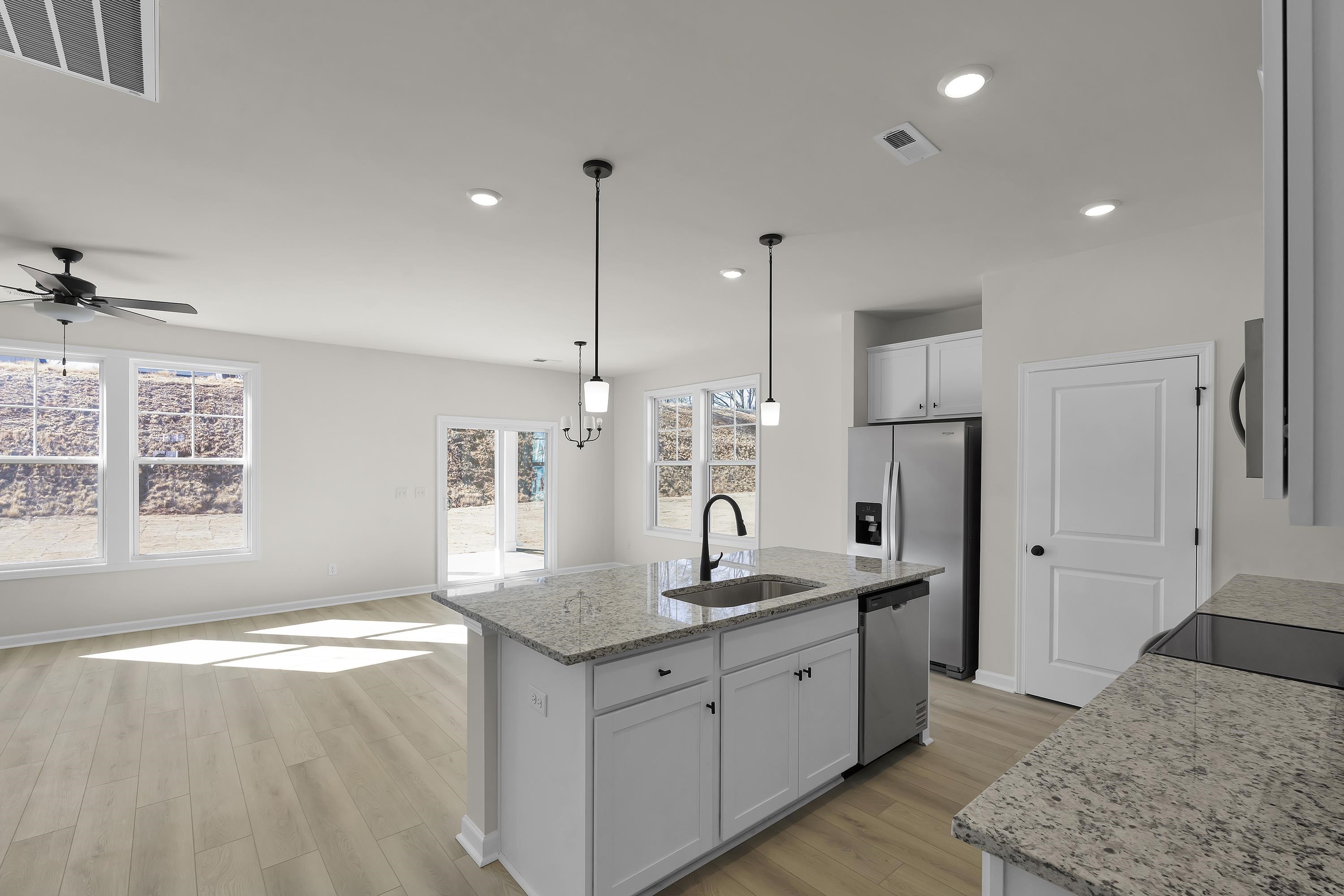 160 Hunter Ridge Drive Boiling Springs, SC 29316 - Photo 10 of 28